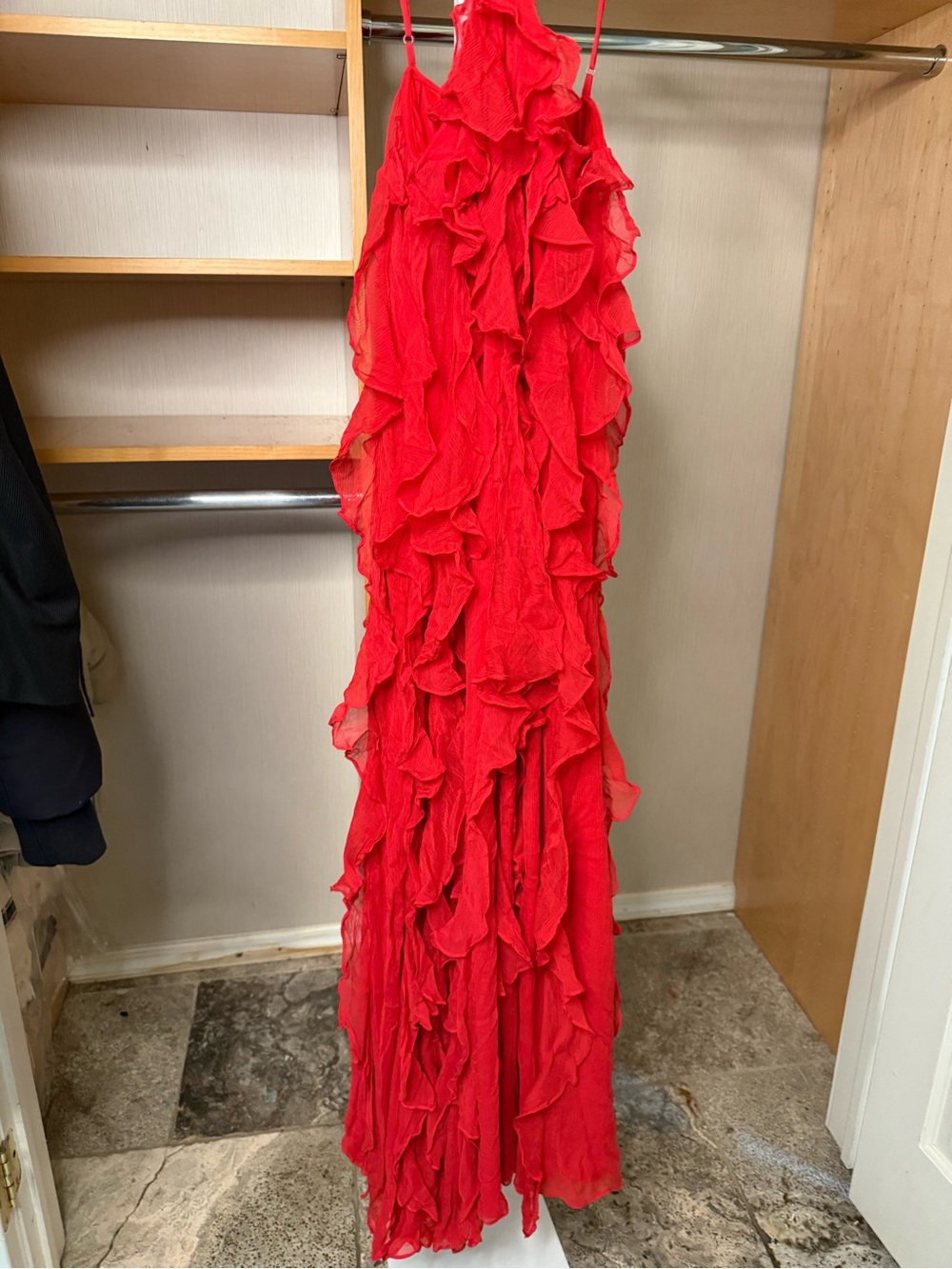 Red Ruffle Halter Women's Top - Picture 13 of 13